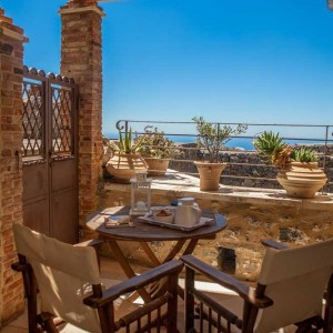 Smaragda House Crete Exteriors